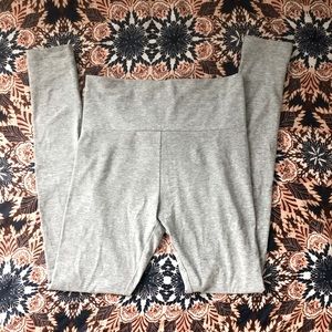 Free with bundle! Gray leggings
